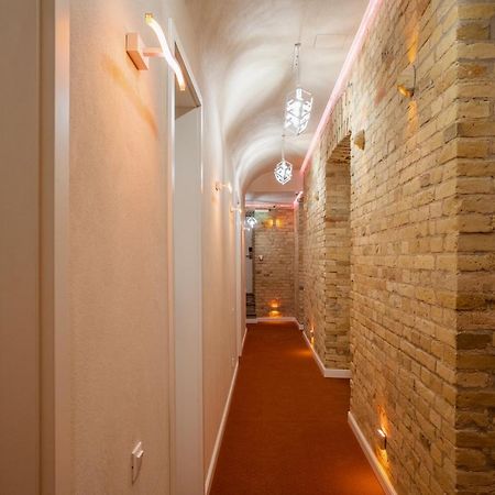 The Key Hotel Kyiv Exterior photo