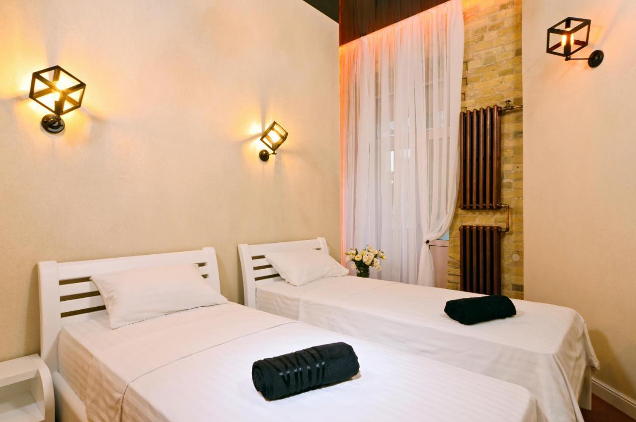 The Key Hotel Kyiv Exterior photo
