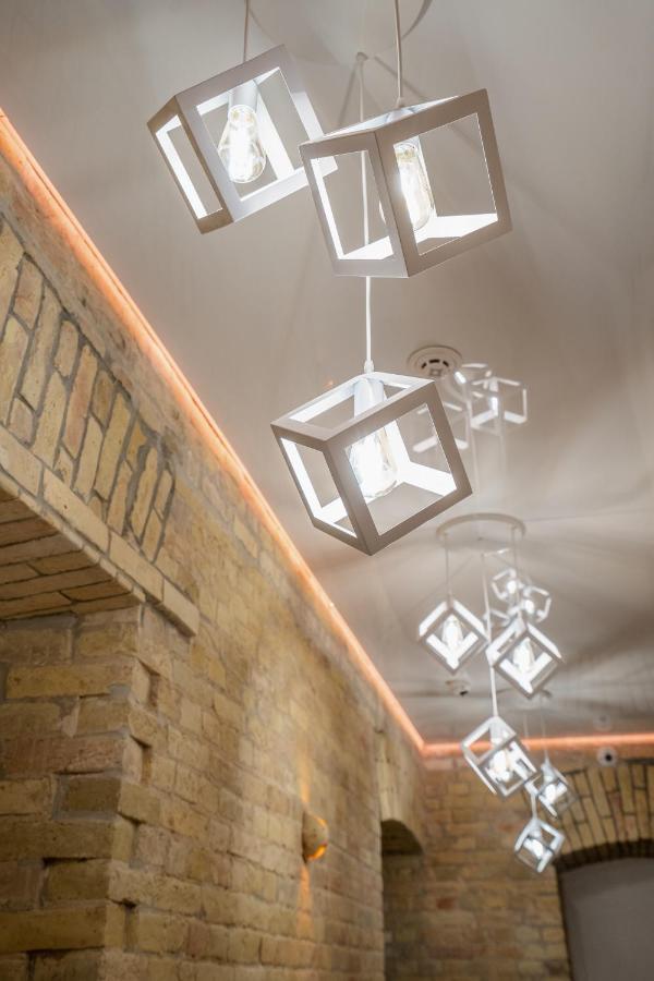 The Key Hotel Kyiv Exterior photo